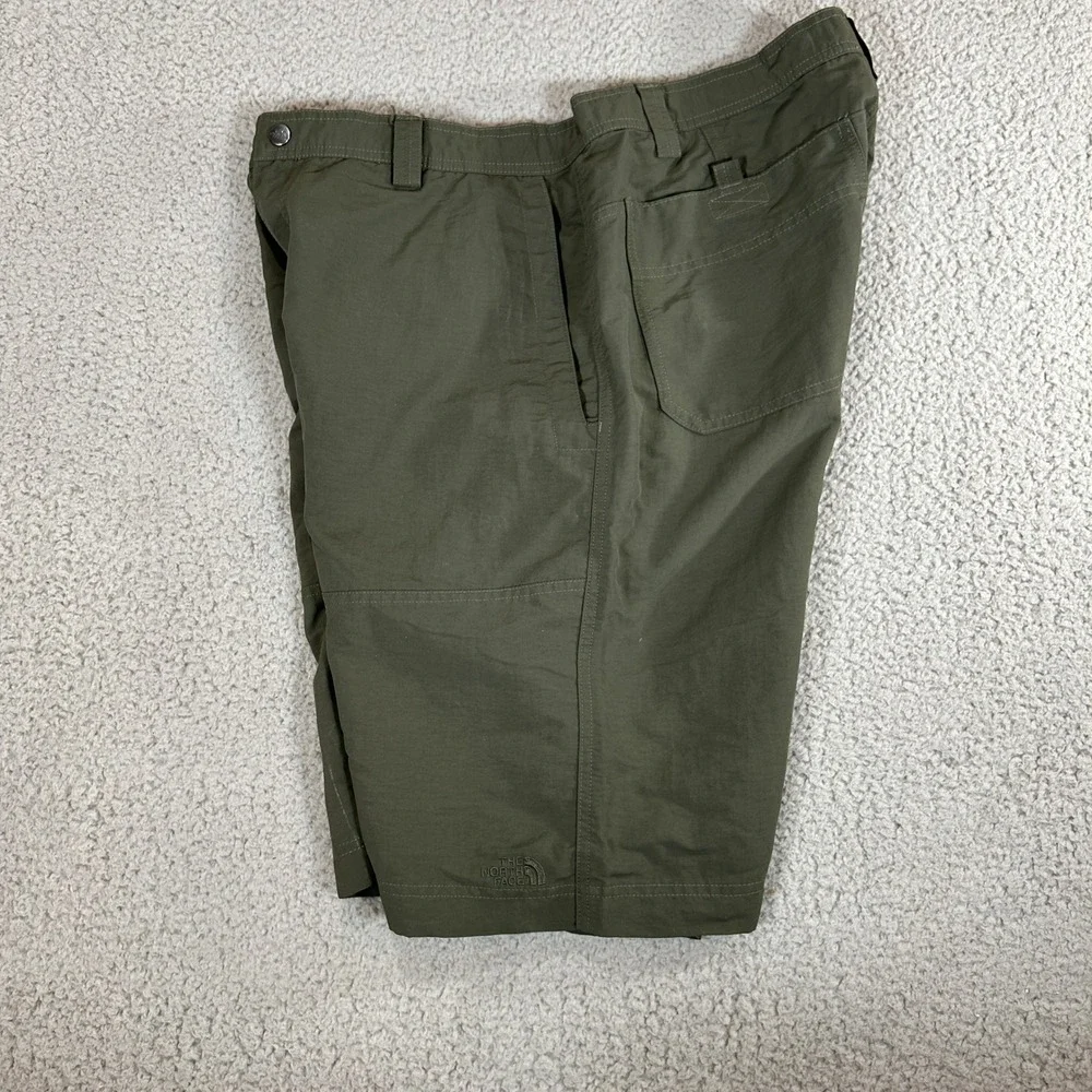 The North‎ Face Men's Cargo Shorts Olive Green Outdoor Size 38